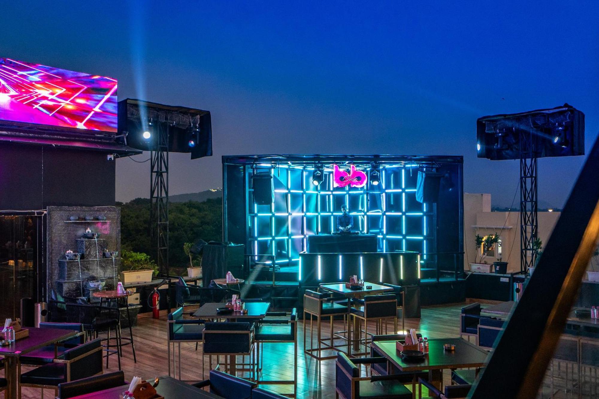烏代浦 The Courtyard - Beyond Bar & Club酒店 外观 照片